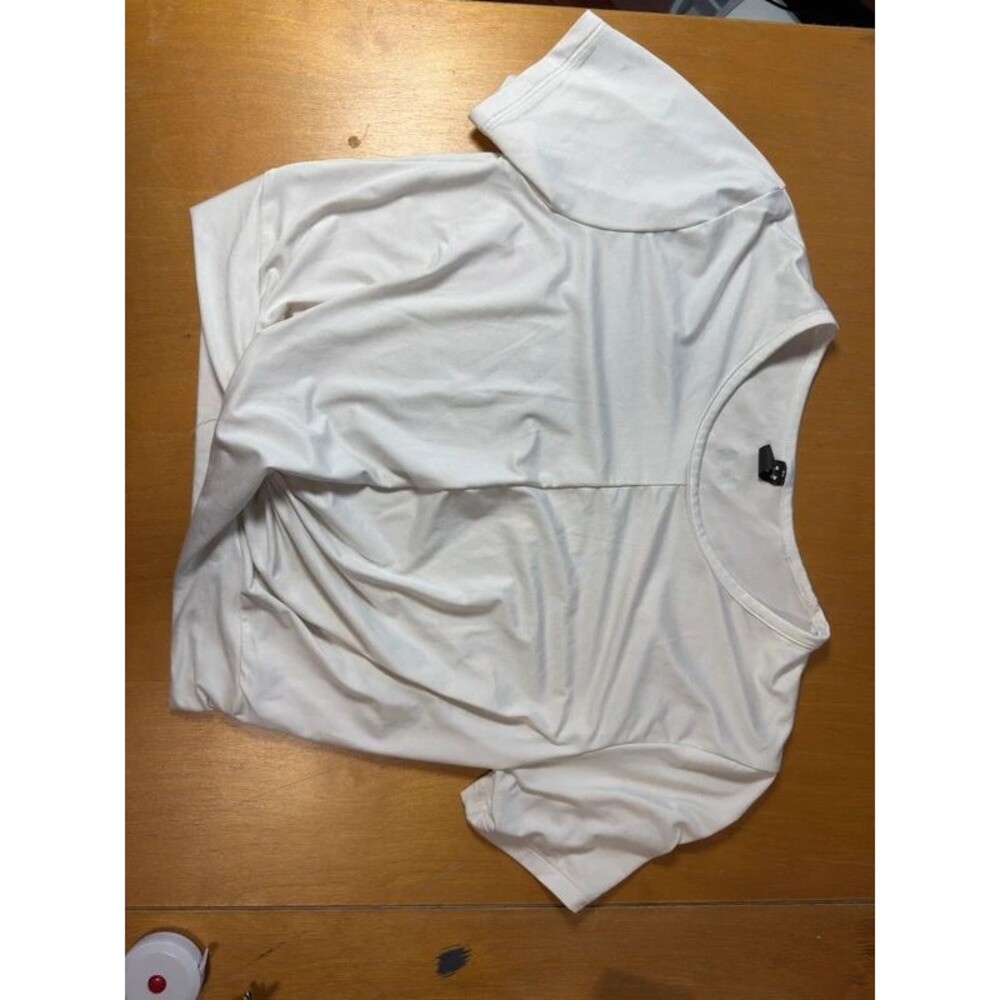 Under Armour Boxy Crop Tee | Size M | White | Dropped Shoulder Athleisure